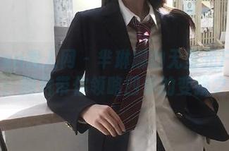 Xiuren秀人网 – 芈琳娜的无圣光户外写真：图片带你领略四季的变换之美