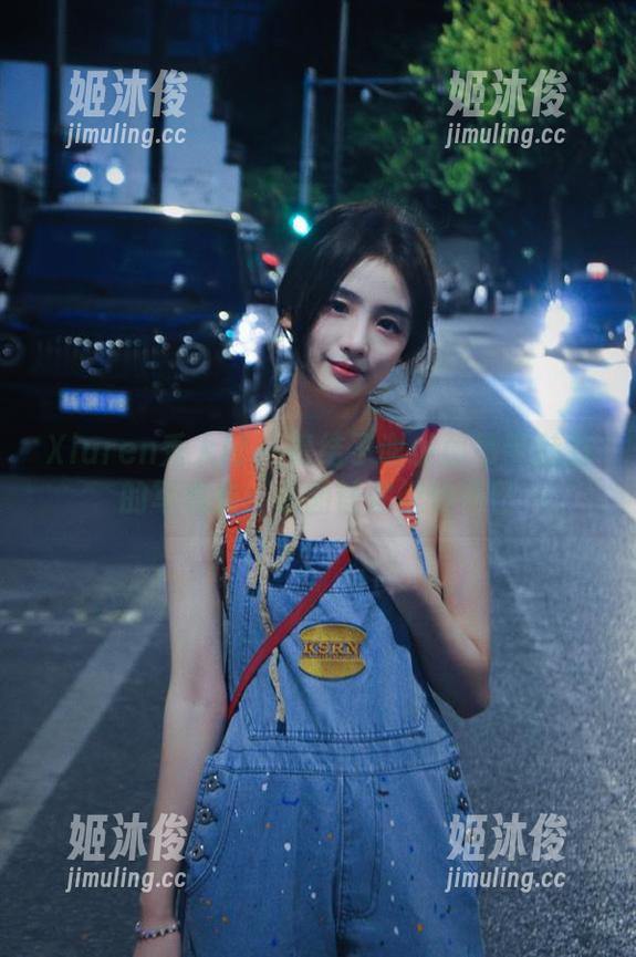 Xiuren秀人网-谢小蒽 Xiuren秀人网 - 集结了谢小蒽吊带魅力的写真集:原图让你惊艳不已