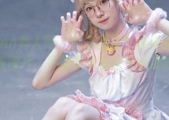 Xiuren秀人网 – 感官盛宴！谭小灵丝袜无圣光图片，尽情享受视觉与心灵的交融。
