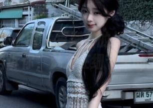 Xiuren秀人网 – 豆瓣酱的棉袜日记：全套写真告诉你，魅力在细节里的图片！