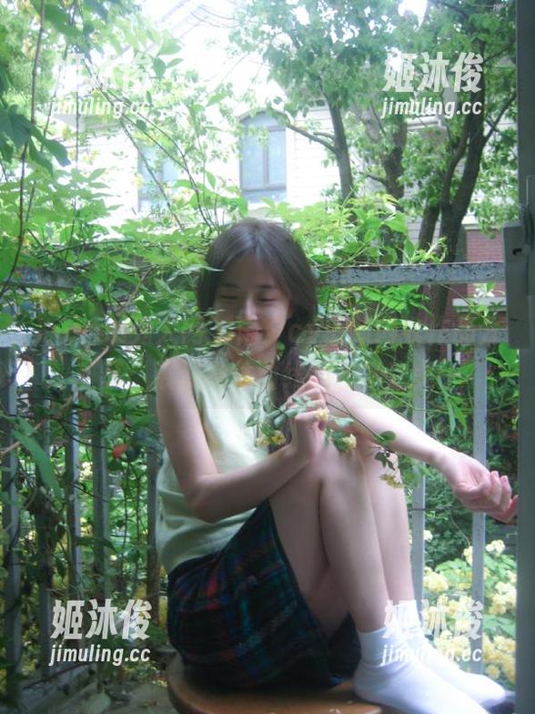 Xiuren秀人网-雨夕cy Xiuren秀人网 - 雨夕cy最新内衣作品分享:展现身体曲线的艺术之美