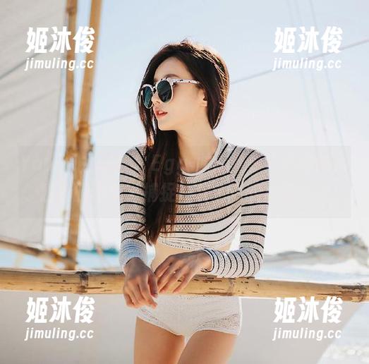 YouMi尤蜜荟-Egg-尤妮丝 YouMi尤蜜荟 - Egg-尤妮丝令人心动的高清校服图集,捕捉校园生活的点滴魅力