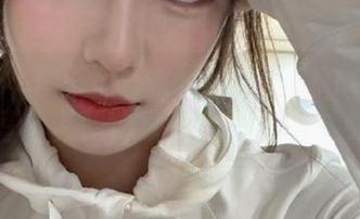 YouMi尤蜜荟 – 原图精选：SOLO-尹菲美腿写真资源，展现不一样的美女风范