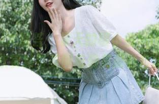 YouMi尤蜜荟 – 夏天的樱小白baby，带你欣赏独特美图与精美摄影套图！