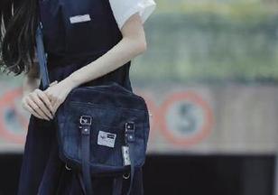 beautyleg – 打开高清美图：Lola泳装为你呈现完美的海滩之旅