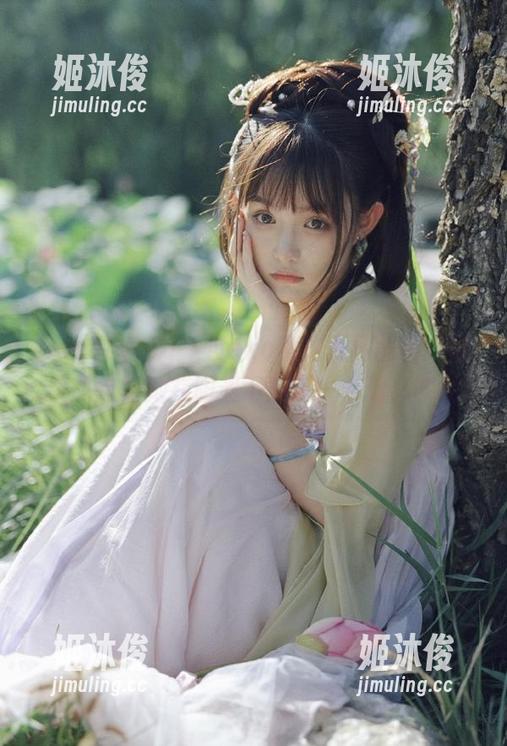 beautyleg-Neko beautyleg - Neko私拍夏日图集:用镜头定格她在阳光下的每一个迷人瞬间