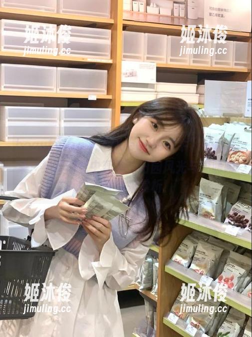 beautyleg-Queenie beautyleg - “Queenie奶牛”写真合集:绝美图包中蕴藏的田园风光与温暖瞬间,等你来赏析!