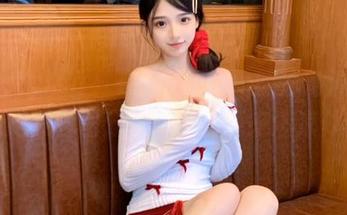beautyleg – 在YuHsuan的泳池派对上：超赞套图分享，为你带来清凉体验