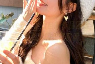 beautyleg – 小雪自拍作品图集，记录生活点滴的美好瞬间