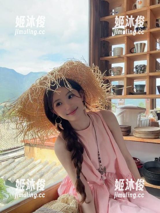 beautyleg-赵芸 beautyleg - 细腻与气质并存,赵芸美腿写真原图及照片完美呈现