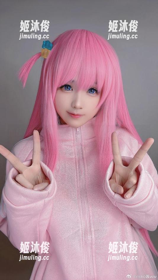 miko酱ww miko酱ww的死库水写真,高清图库带你领略不一样的视觉享受