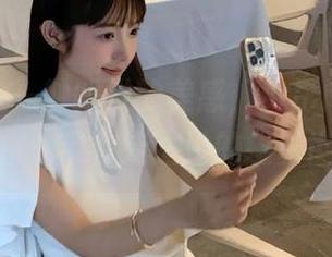 pans – 一触即发的美感，小彤肉丝图集分享，带你走进她的摄影世界
