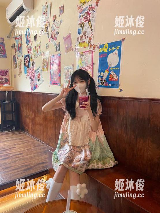pans-李沫 pans - 李沫优雅棉袜无圣光图集:为你的穿搭增添一抹温暖