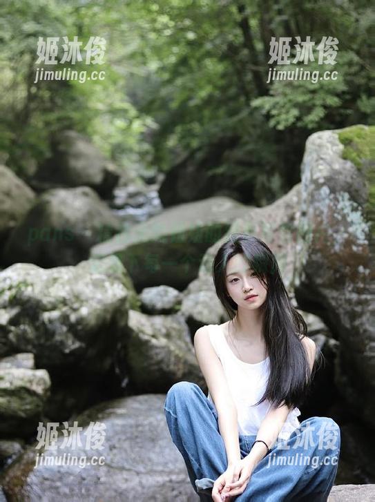 pans-沁沁 pans - 精选沁沁姐姐的经典写真图片,记录下每一个动人的瞬间