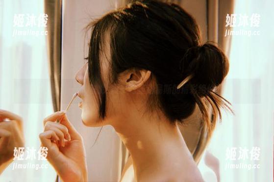 一米八的大梨子 最新专辑:一米八的大梨子与圣路易斯的精彩绝伦图片合集