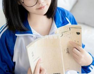 一次性观看七月喵子高跟鞋魅力合集，绝对不容错过的视觉盛宴！
