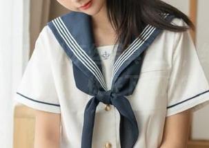 丽柜 – 最新允儿灰丝写真资源，绝美瞬间不可错过，快来下载欣赏！