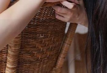 丽柜 – 高清桃子居家写真，畅享温馨日常，免费下载陪伴你！