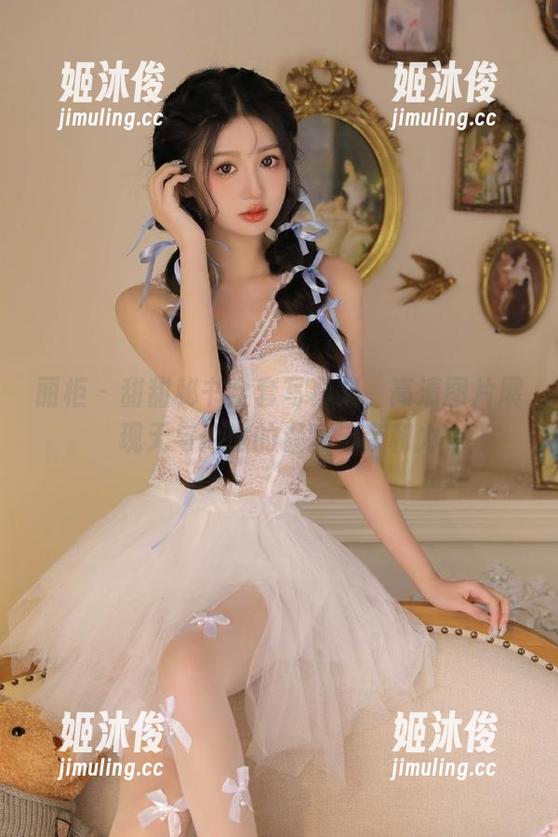 丽柜-甜甜 丽柜 - 甜甜秘书全套写真集,高清图片展现无与伦比的温暖与亲和力