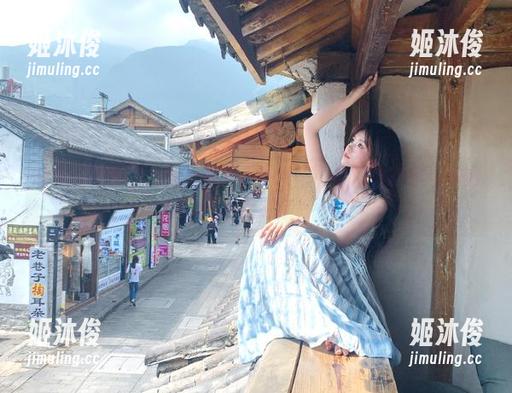 兔玩映画 惊艳私拍原图:兔玩映画“小黄帽”带你体验不一样的视觉感官