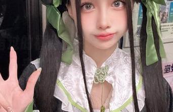 不可错过的福利图片，冲田凛花rinka带来的吸血鬼写真新体验