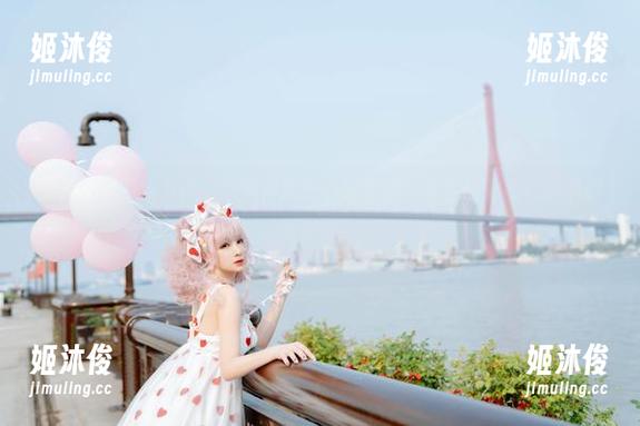 叉子宝宝 叉子宝宝最新力作——免费修女小姐套图,带你领略不一样的摄影世界!