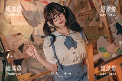 咬人小小兔 咬人小小兔裸足写真套图独家上线,原图带你探索未知的美丽风景!