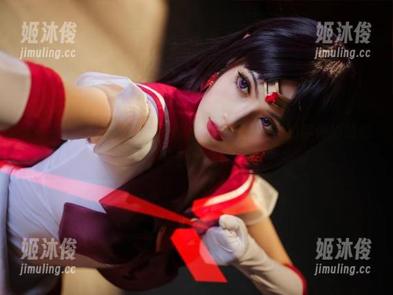大梨子不是御姐 大梨子不是御姐2B写真作品合集,展现她如梦似幻的视觉艺术之旅