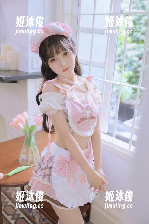 大生模拍-澄澄 大生模拍 - 澄澄女神写真合集:让每一张壁纸都成为你的梦想壁纸!
