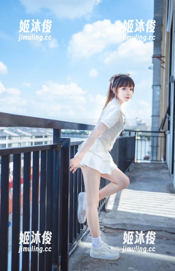 头条女神-刘菲菲 头条女神 - 刘菲菲最新和服写真集,快来图库欣赏她的独特魅力!