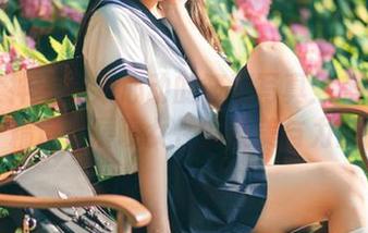 头条女神 – 令人心动的筱慧写真：美奴双骄精选，展现女性的柔美与力量