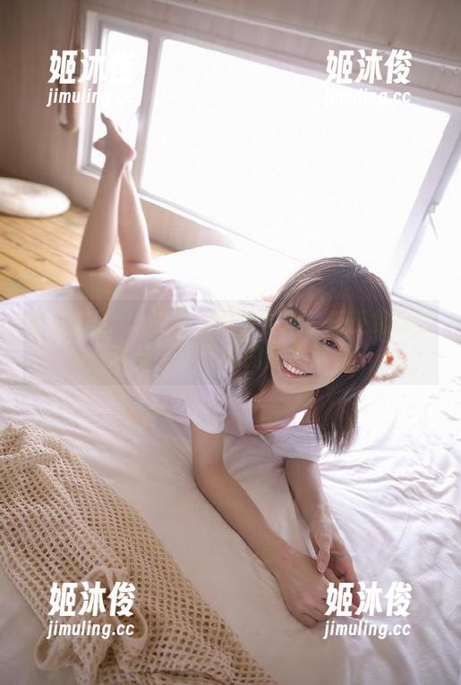 奈汐酱Nice 奈汐酱Nice的镂空照片合集:感受细腻艺术与纯粹灵魂的完美结合