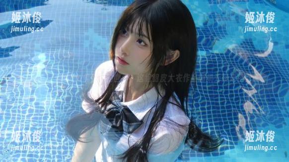 小u优优子 微密圈 - 走进小u优优子的世界,这组貂皮大衣作品图集无疑是视觉盛宴