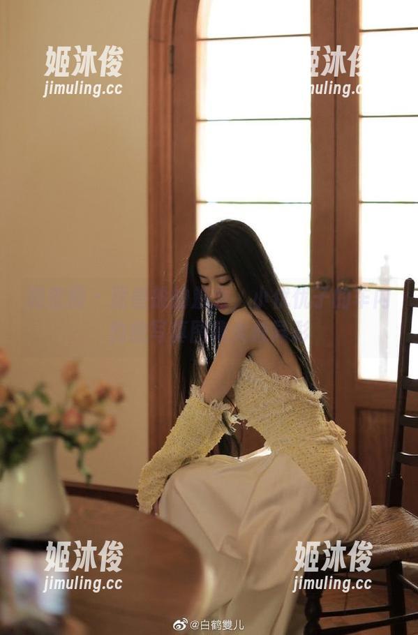 小优优子 微密圈 - 猛兽般的魅力,小优优子的车内豹纹写真图集大放异彩