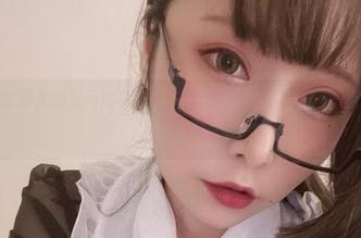 小泉学姐吖带来的双马尾写真，在线独家发布原图，瞬间点燃你的少女心！