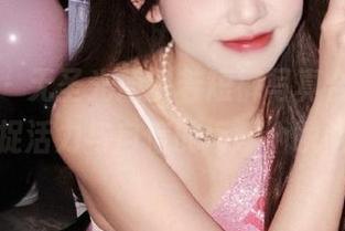 尤果网 – 无圣光唐溪若短裤写真合集，捕捉活力与自信的每一个瞬间