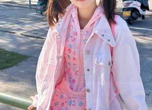 尤果网 – 娜依灵儿私拍作品大揭秘，吊带风情让你无法抗拒！