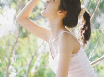 尤果网 – 小潘鼠可爱全集来啦！她的作品能让你从头笑到脚，放松一整天！