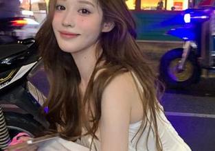 尤果网 – 景思晴兔女郎写真合集：在线体验她的魅力与自信