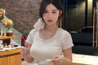 尤果网 – 李宝儿连体衣写真优雅展示，海量图片资源满足你的视觉需求。