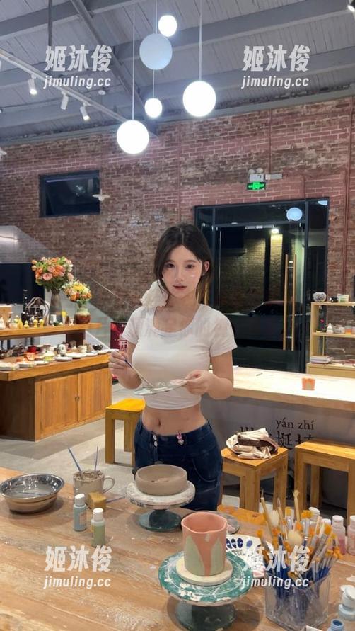 尤果网-李宝儿 尤果网 - 李宝儿连体衣写真优雅展示,海量图片资源满足你的视觉需求。