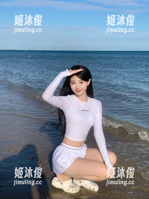 尤蜜荟-Yumi尤美 尤蜜荟 - 体验Yumi尤美连衣裙的独特魅力,优质美图资源让你流连忘返