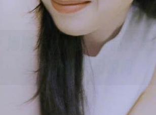 尤蜜荟 – 娜娜子yy私房作品大赏：那些令人心动的美脚瞬间