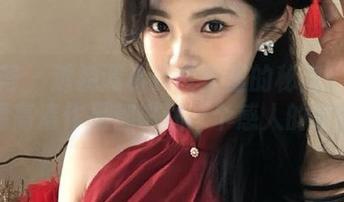 尤蜜荟 – 透视谭小灵教室里的秘密：每一幅高清作品都讲述一个感人的故事