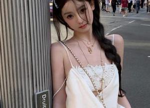 微密圈 – 左公子666私拍美图呈现：死库水中的每一帧都是夏日好时光