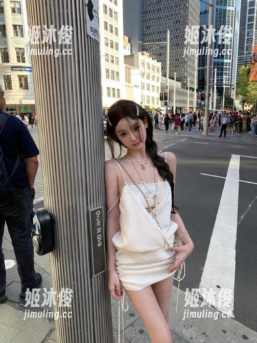 左公子666 微密圈 - 左公子666私拍美图呈现:死库水中的每一帧都是夏日好时光