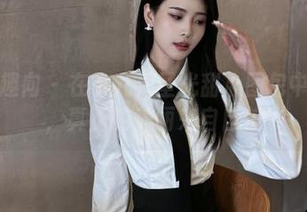 异思趣向 – 在小九无圣光甜心图包中发现，真正的美丽来自自信