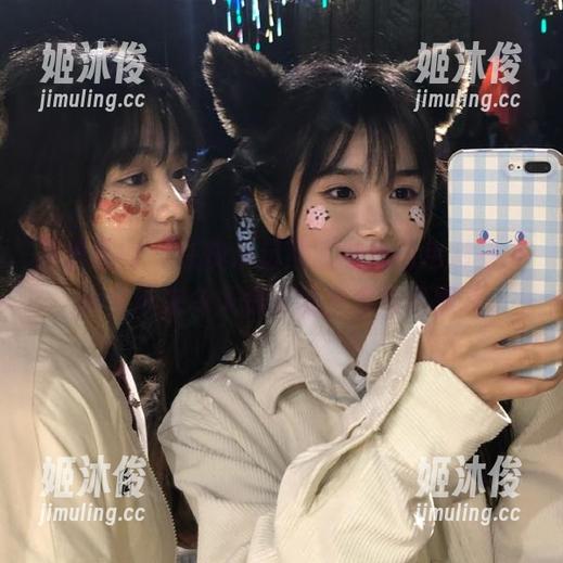 异思趣向-小宝 异思趣向 - 在快乐星期五的绚丽色彩中,小宝带来令人惊叹的全套写真图片