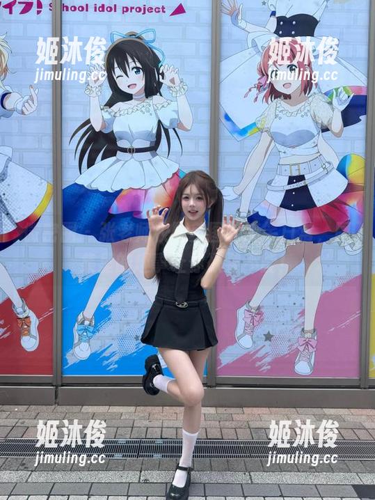 张老师 微密圈 - 张老师校园美图的搞笑日常,图集里的趣事让你欲罢不能!