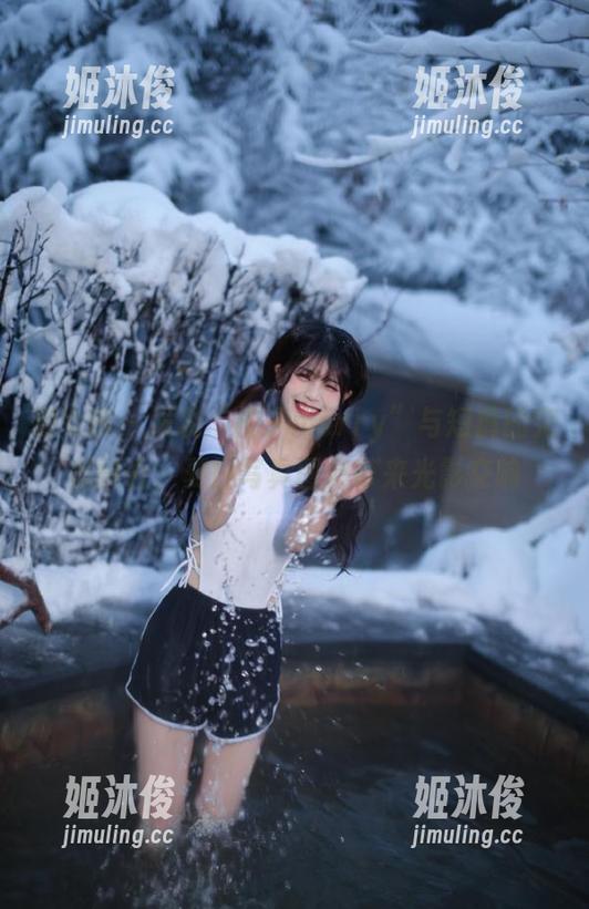 御女郎-桃子marry 御女郎 - 发现“桃子marry”与短裤的完美融合,夏日写真图集带来光影交响